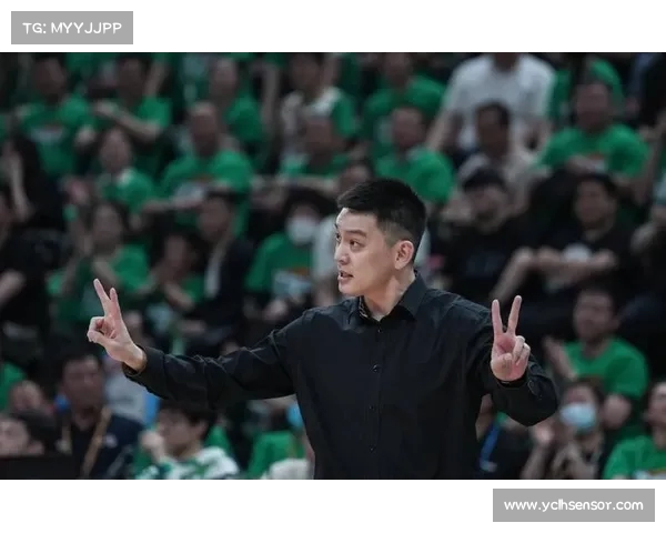 年度最佳教练评选揭晓 全面盘点那些引领球队走向巅峰的传奇人物 年度最佳教练评选揭晓 全面盘点那些引领球队走向巅峰的传奇人物